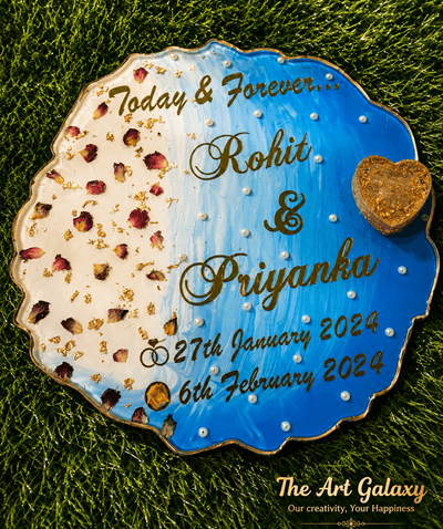 Resin engagement platter, handmade Decorative handmade resin engagement ring platter with gold detailing