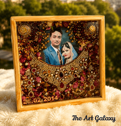 Shadi Gath Badhbadha premium resin frame Shadi gath badhbadha premium frame with wedding photographs and preserved garland flowers
